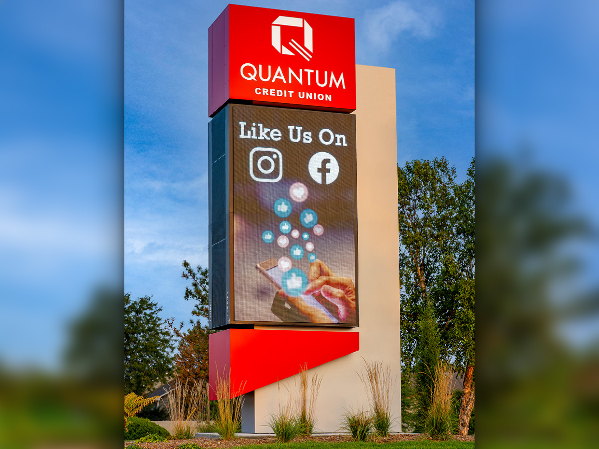 quantum-credit-union-upgraded-digital-display-by-w