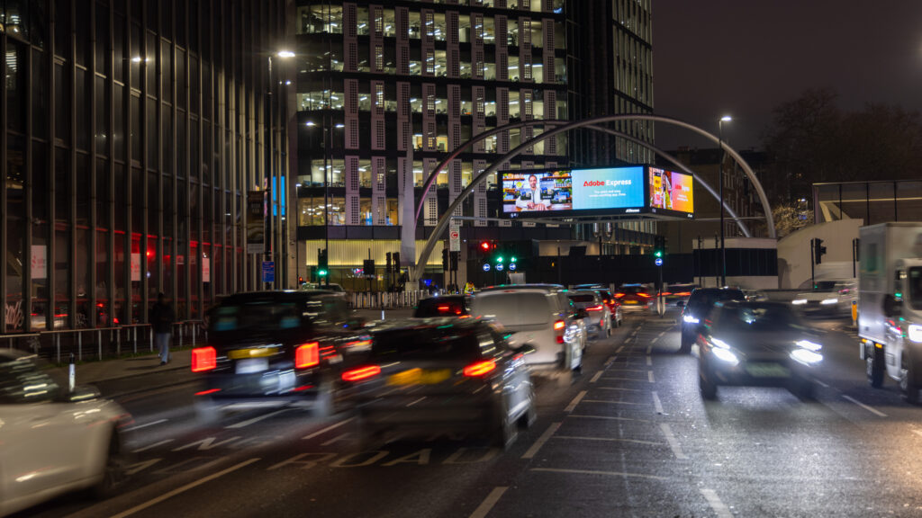 URN 11238 - Old Street Roundabout (32 of 32)